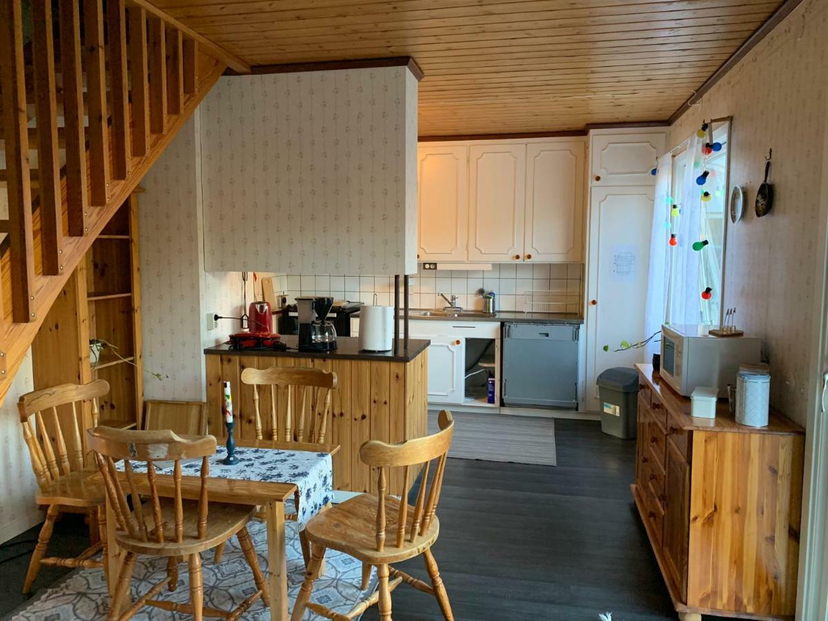 Cozy House In Kosta Center Surrounding With Swedish Nature Bagian luar foto